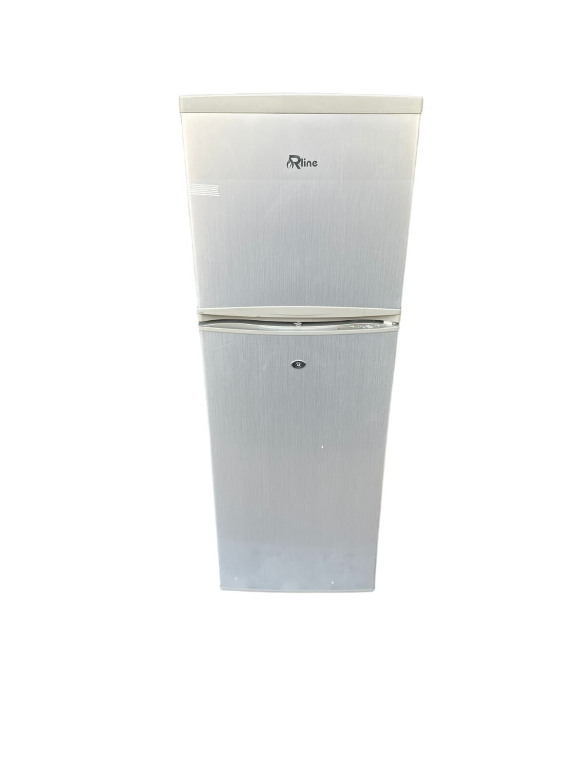 R-LİNE 138 litre  karavan tekne yat  buzdolabı 12/24v  gümüş gri